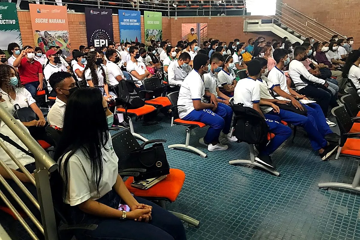 Motivación con la Gobernación de Sucre en el auditorio Fortunato Chadid